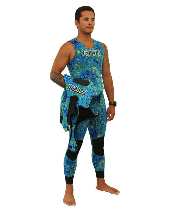 UNIVERSE RASH GUARD